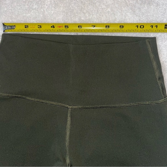 Lululemon 21 Inch Army Green Leggings - Picture 8 of 11